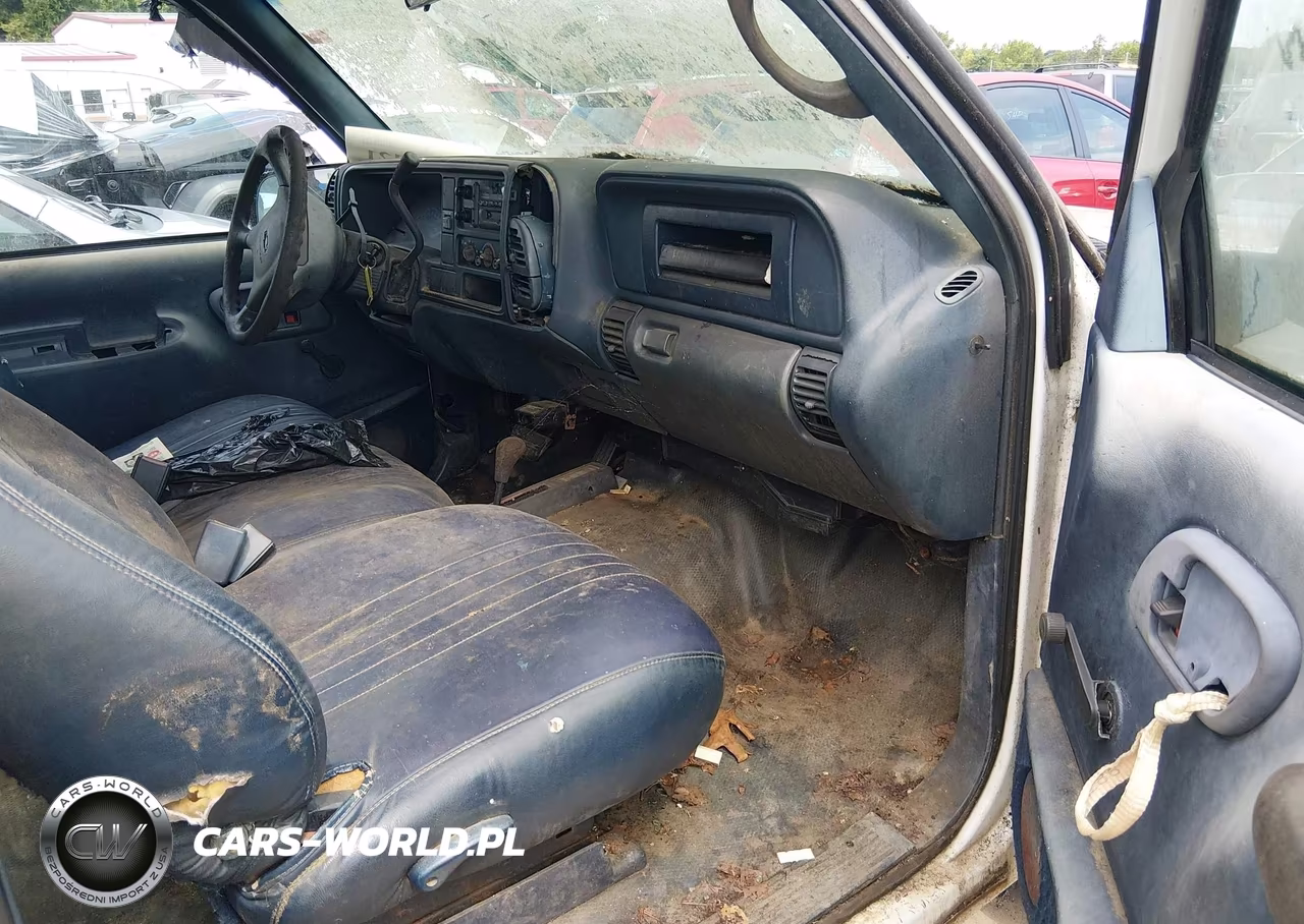 1998 Chevrolet C-K 2500 Fleetside VIN:1GCGK29R3WE182116 - 5