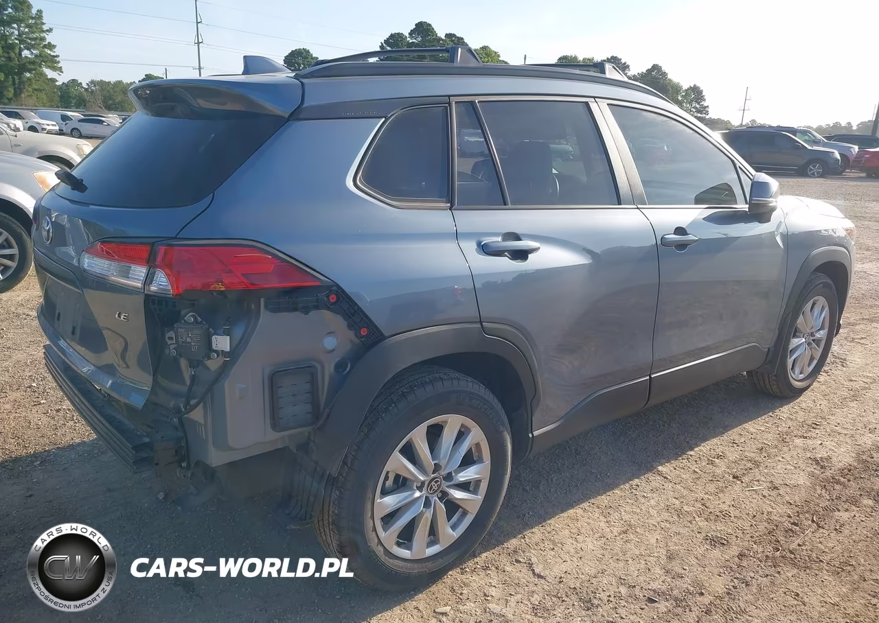 2024 Toyota Corolla Cross Le VIN:7MUCAAAG7RV113083 - 4