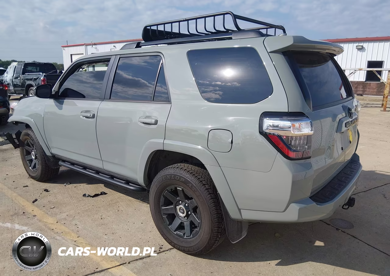 2022 Toyota 4Runner Trail Special Edition VIN:JTETU5JRXN6073419 - 3