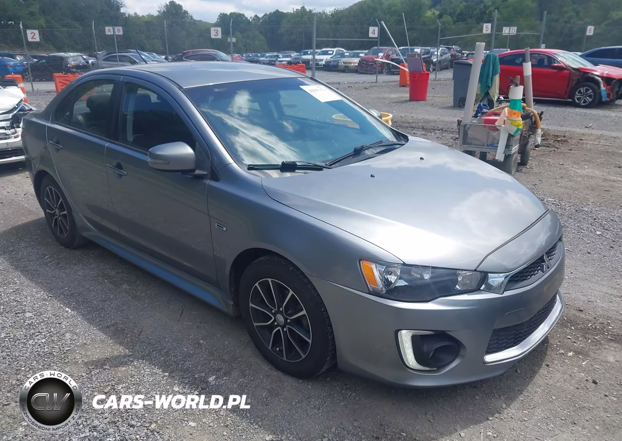 2017 Mitsubishi Lancer Es – zdjęcie 1 z 11