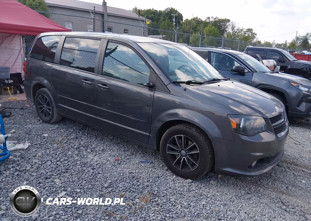 2015 Dodge Grand Caravan R-T