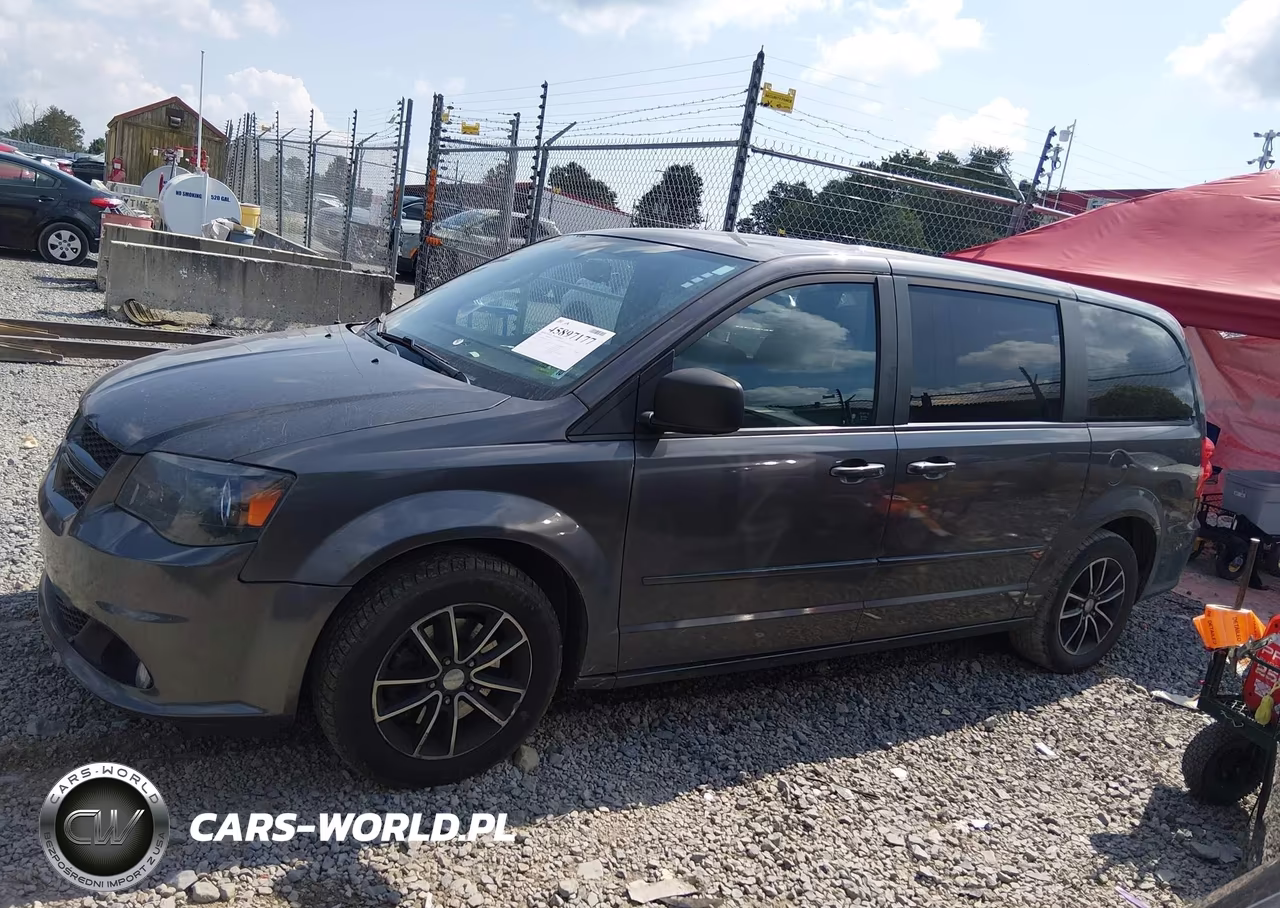2015 Dodge Grand Caravan R-T VIN:2C4RDGEG0FR593495 - 14