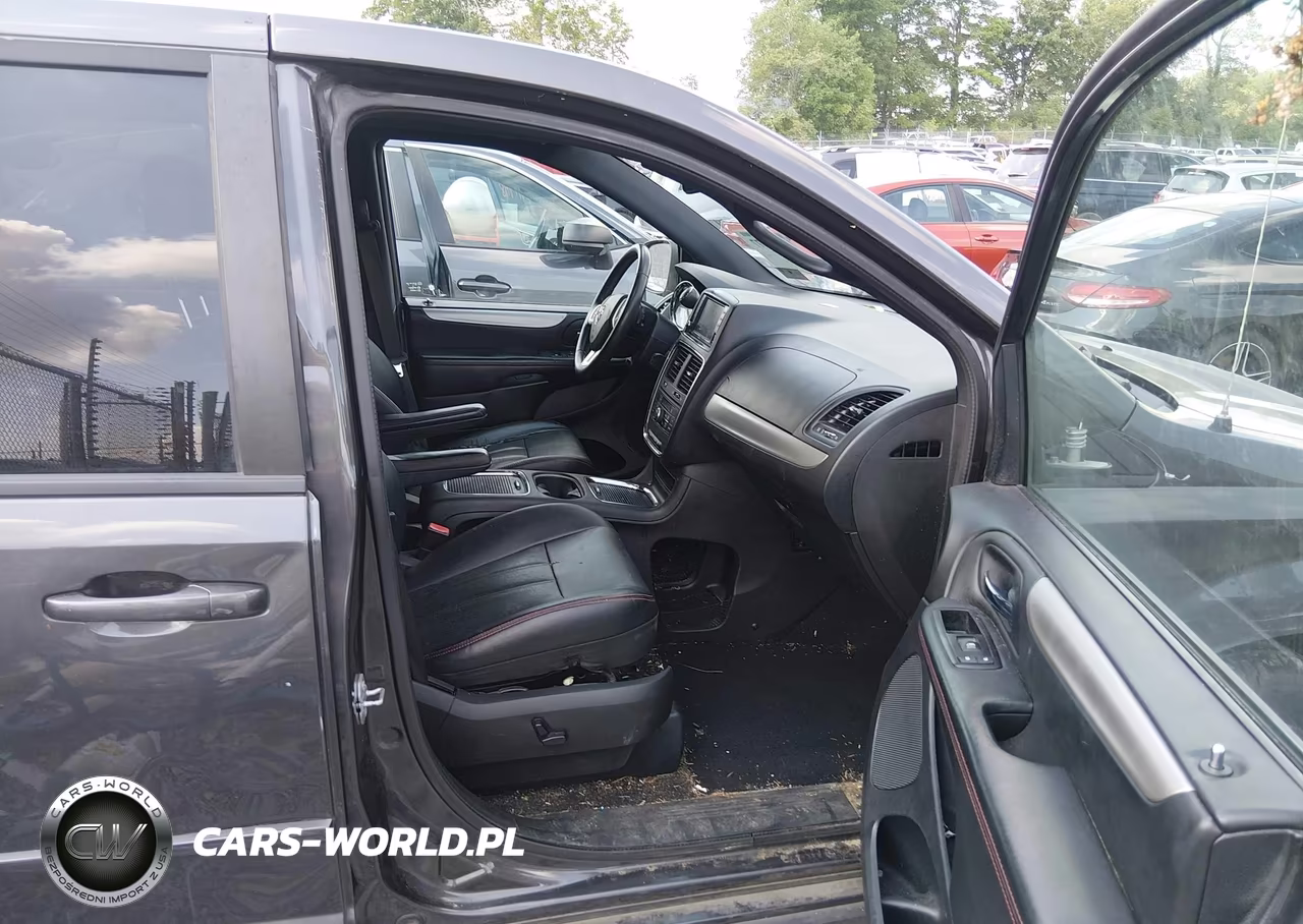 2015 Dodge Grand Caravan R-T VIN:2C4RDGEG0FR593495 - 5