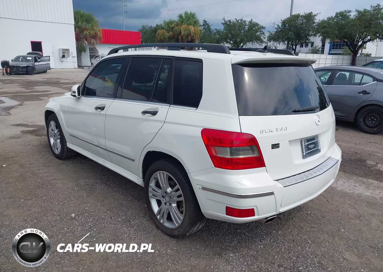 2011 Mercedes-Benz Glk 350 VIN:WDCGG5GB8BF657654 - 3