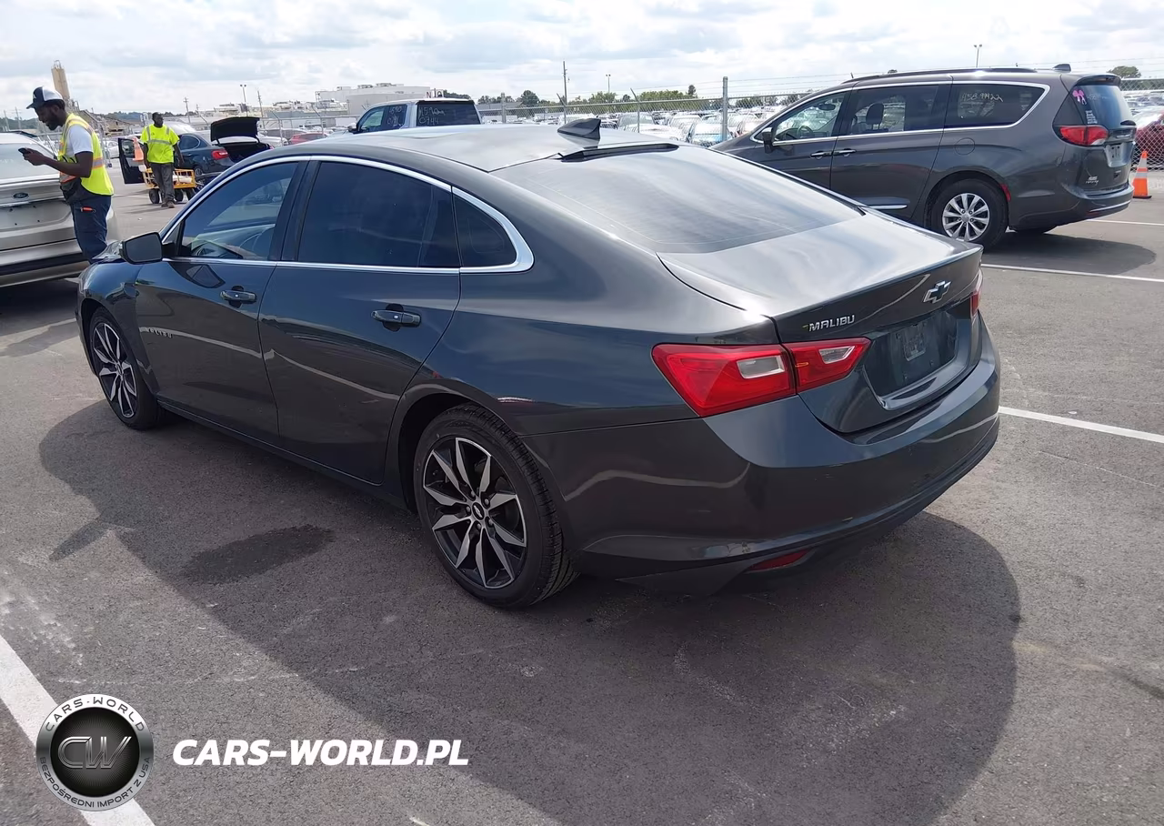 2018 Chevrolet Malibu Lt VIN:1G1ZD5ST3JF101153 - 3