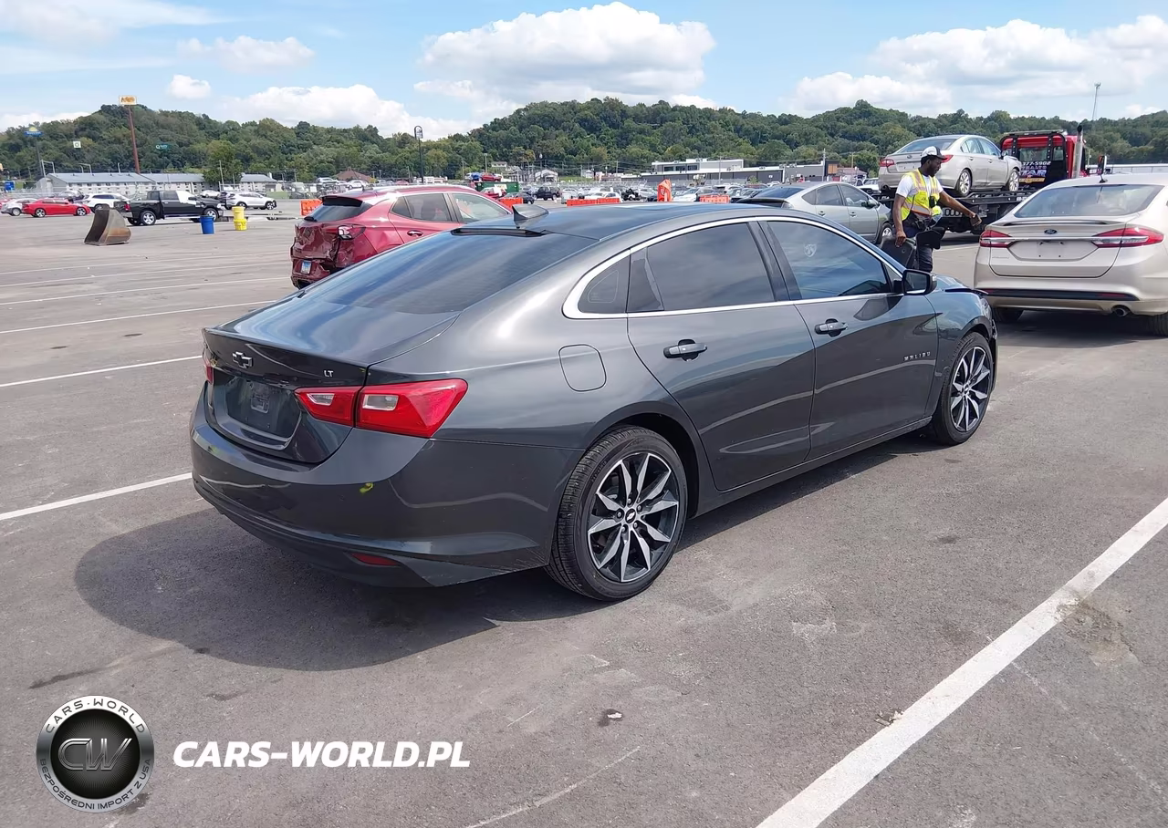 2018 Chevrolet Malibu Lt VIN:1G1ZD5ST3JF101153 - 4