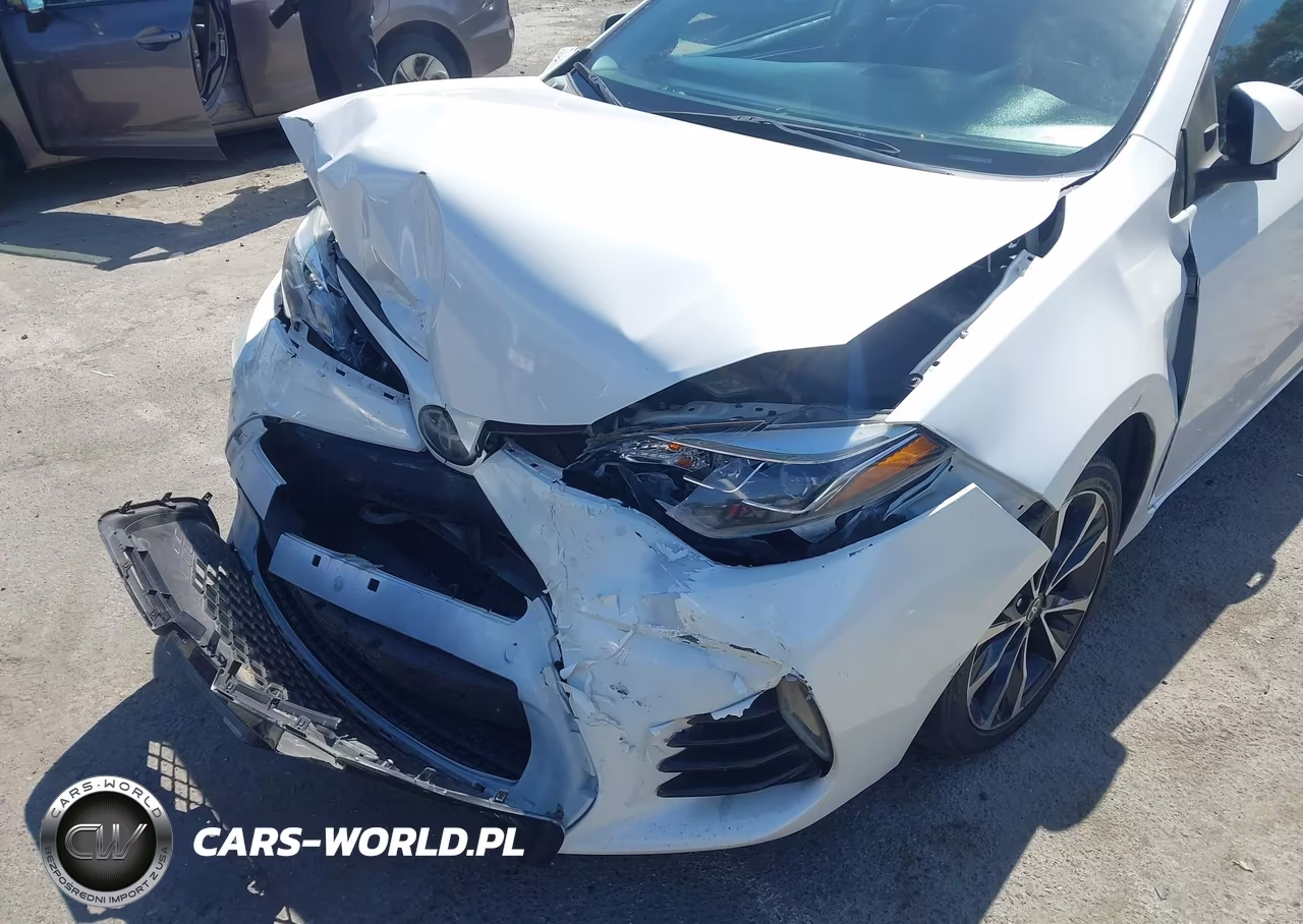 2018 Toyota Corolla Se VIN:5YFBURHEXJP788780 - 18