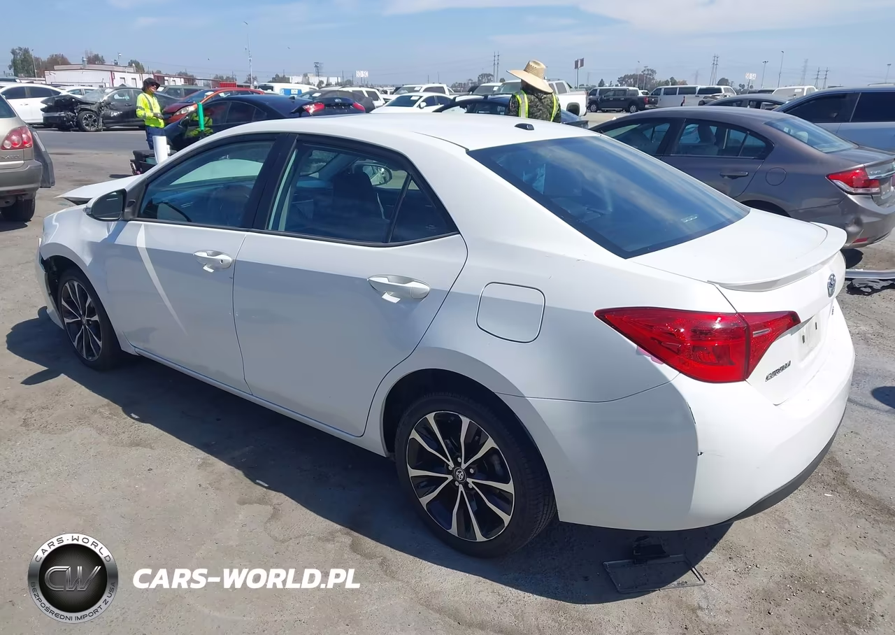 2018 Toyota Corolla Se VIN:5YFBURHEXJP788780 - 3