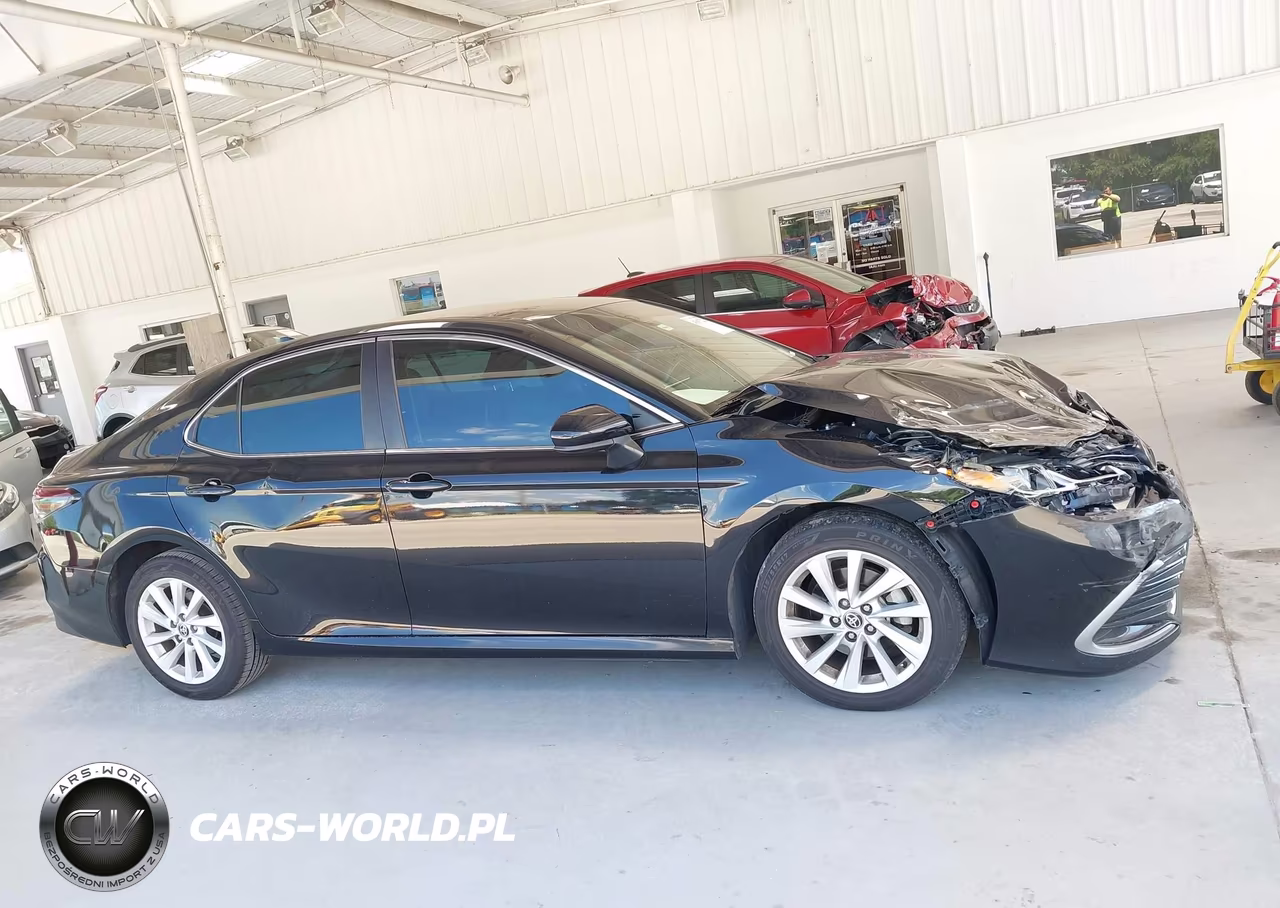 2022 Toyota Camry Le VIN:4T1C11AK6NU690798 - 13