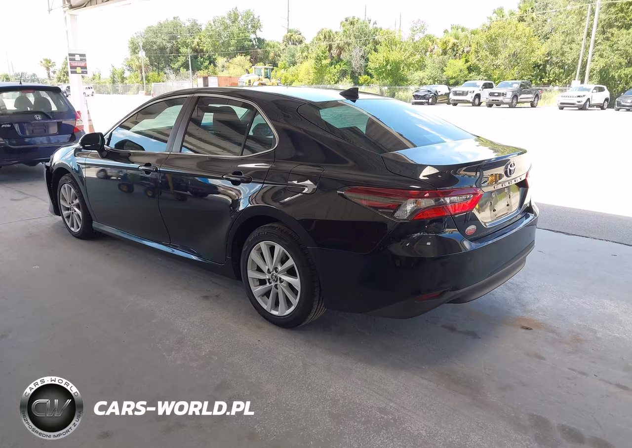 2022 Toyota Camry Le VIN:4T1C11AK6NU690798 - 3