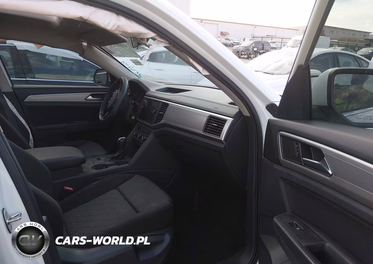 2018 Volkswagen Atlas 3.6L V6 Launch Edition VIN:1V2BR2CA9JC500624 - 5