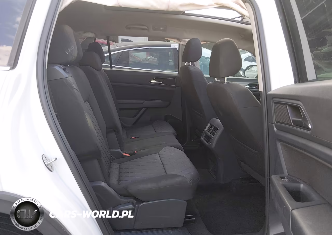 2018 Volkswagen Atlas 3.6L V6 Launch Edition VIN:1V2BR2CA9JC500624 - 8