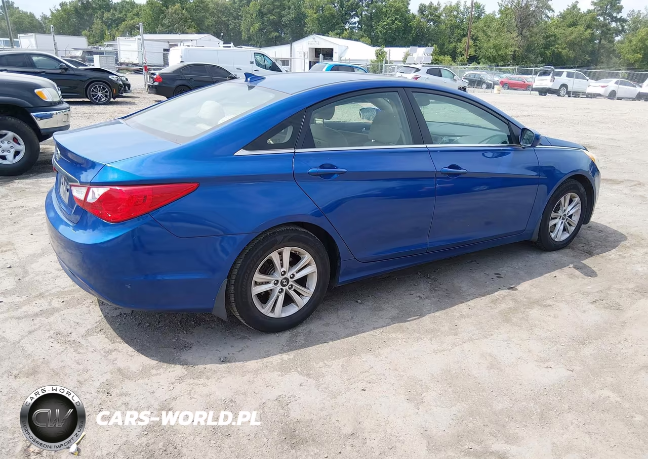 2013 Hyundai Sonata Gls VIN:5NPEB4AC5DH659166 - 4