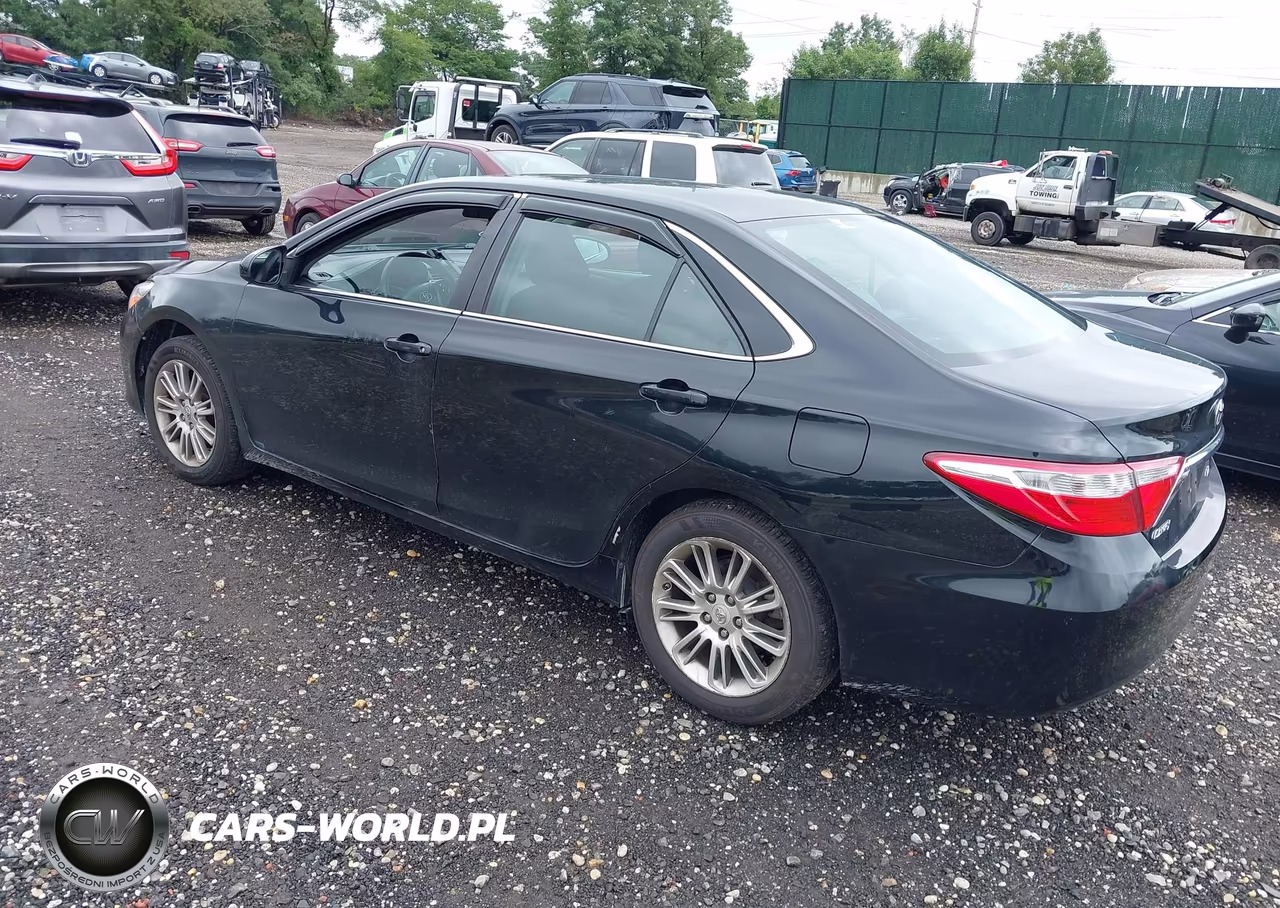 2015 Toyota Camry Le VIN:4T4BF1FK6FR471630 - 3