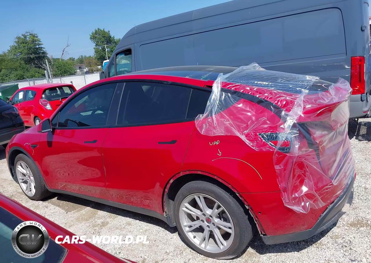 2020 Tesla Model Y Long Range Dual Motor All-Wheel Drive VIN:5YJYGDEE5LF009003 - 13