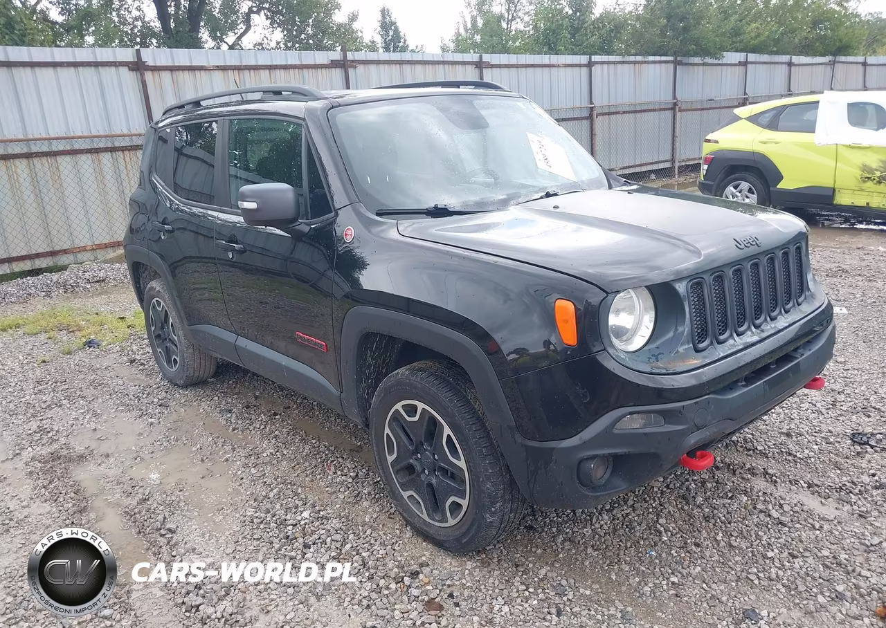 2016 Jeep Renegade Trailhawk – zdjęcie 1 z 16