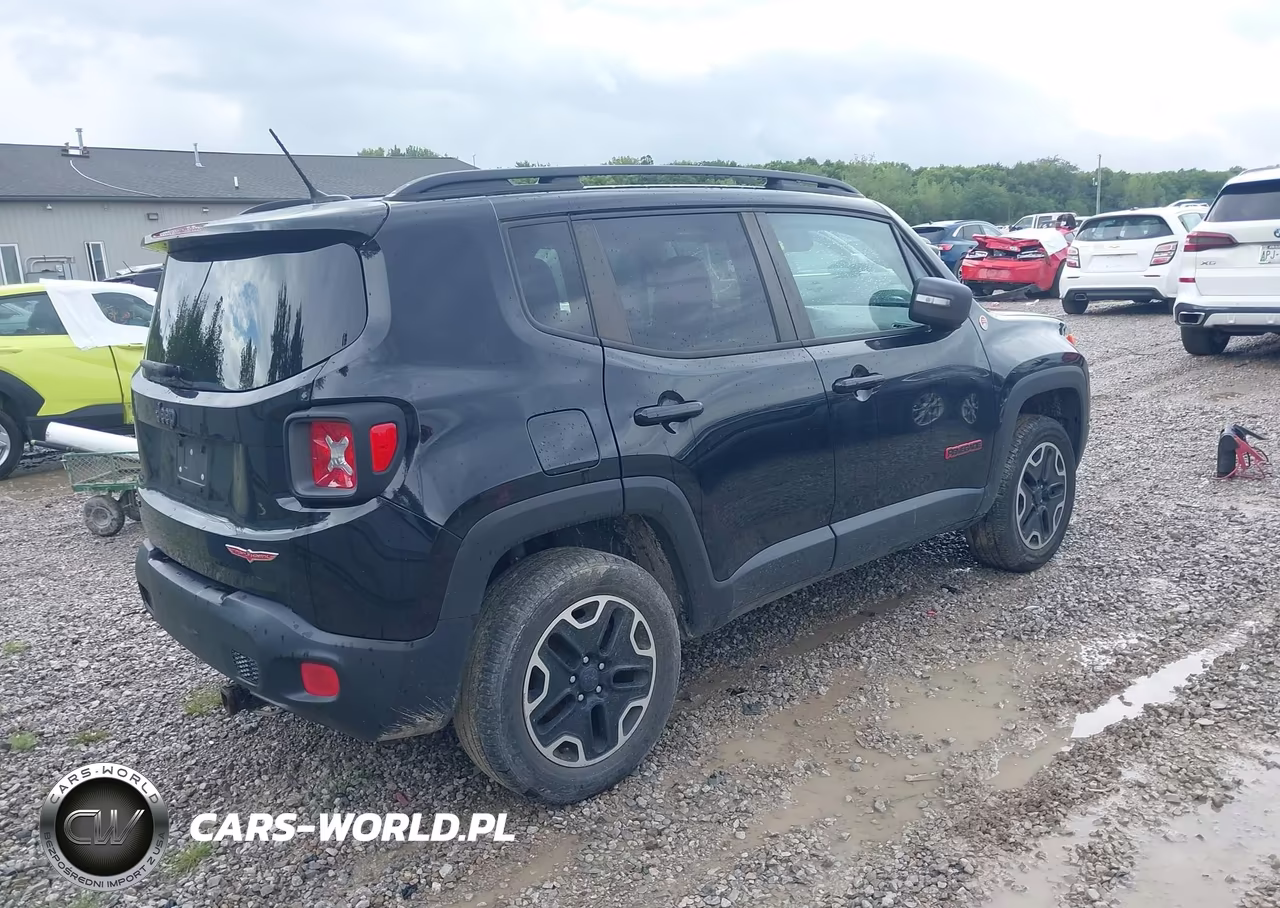 2016 Jeep Renegade Trailhawk VIN:ZACCJBCT4GPD56967 - 4