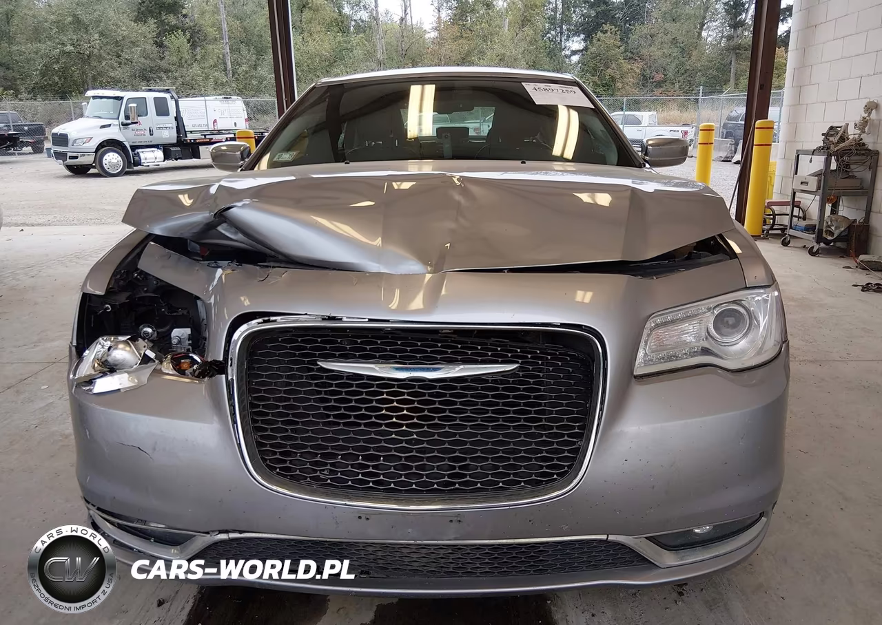 2016 Chrysler 300C VIN:2C3CCAEG8GH212297 - 12
