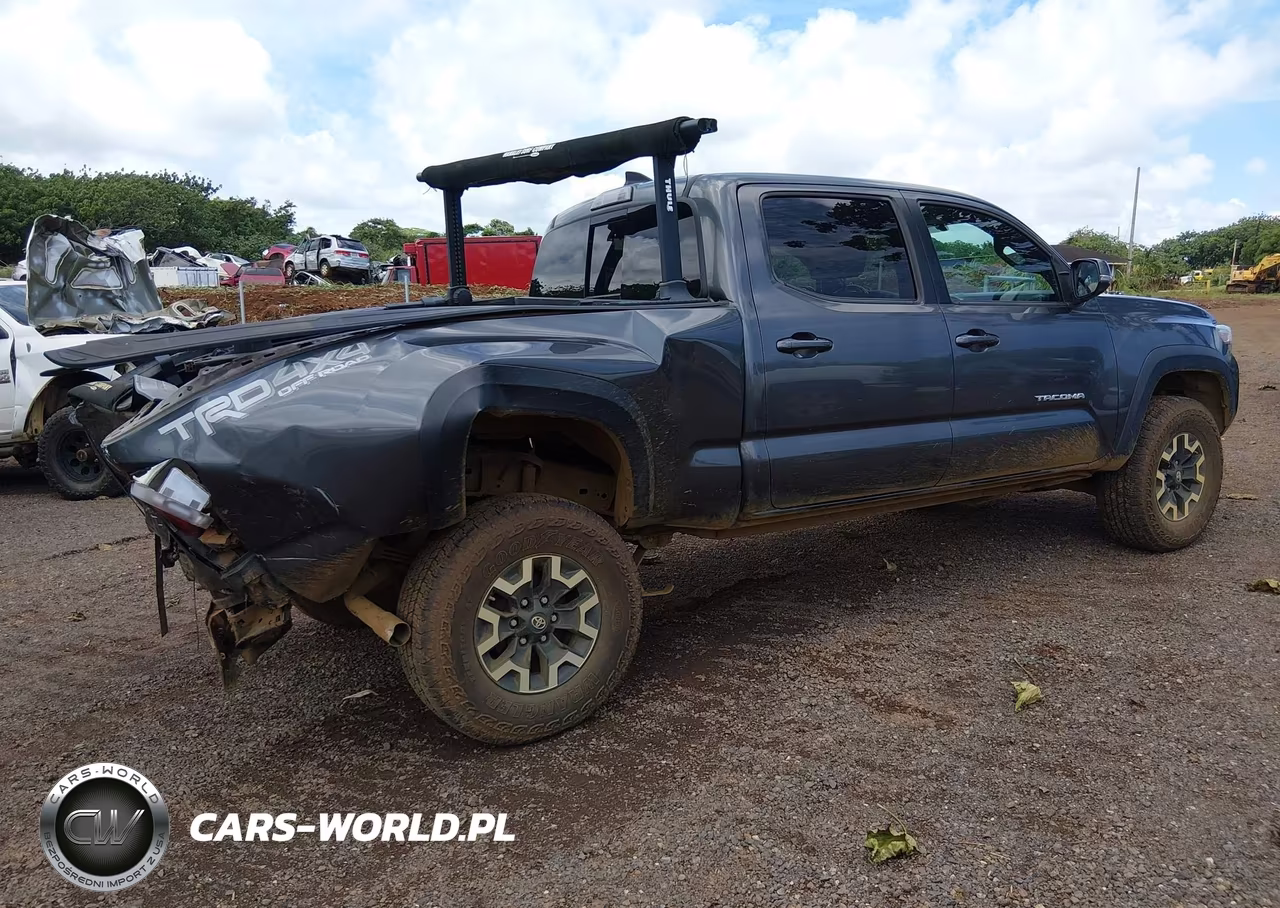 2017 Toyota Tacoma Dbl Cab-Sr5-Trd Sport-Or VIN:3TMDZ5BN6HM027872 - 4