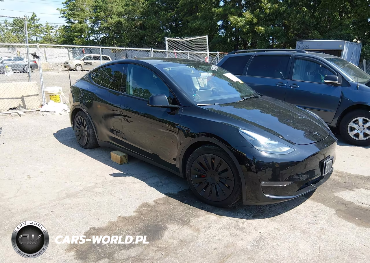 2023 Tesla Model Y Performance Dual Motor All-Wheel Drive – zdjęcie 1 z 20