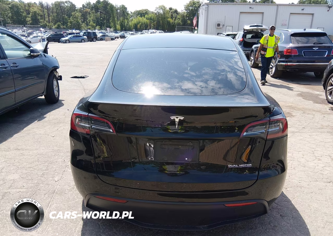 2023 Tesla Model Y Performance Dual Motor All-Wheel Drive VIN:7SAYGDEF5PF915587 - 16
