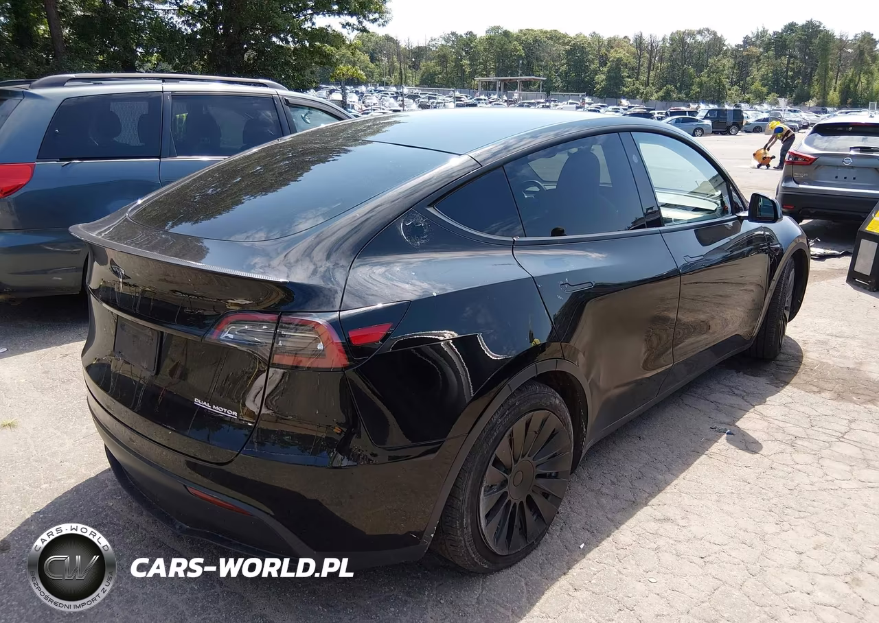 2023 Tesla Model Y Performance Dual Motor All-Wheel Drive VIN:7SAYGDEF5PF915587 - 4