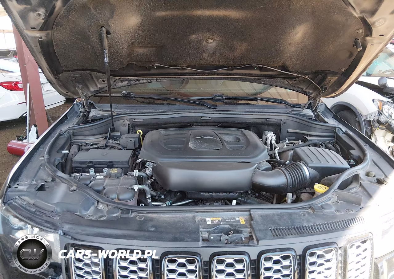 2021 Jeep Grand Cherokee Laredo X 4X4 VIN:1C4RJFAG9MC827437 - 10