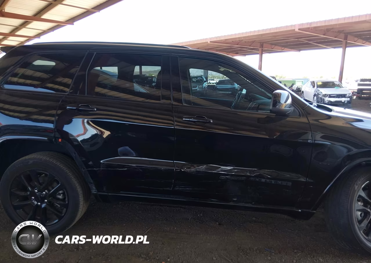 2021 Jeep Grand Cherokee Laredo X 4X4 VIN:1C4RJFAG9MC827437 - 14