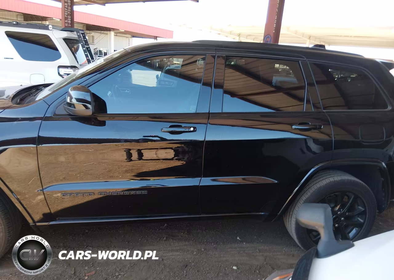 2021 Jeep Grand Cherokee Laredo X 4X4 VIN:1C4RJFAG9MC827437 - 15