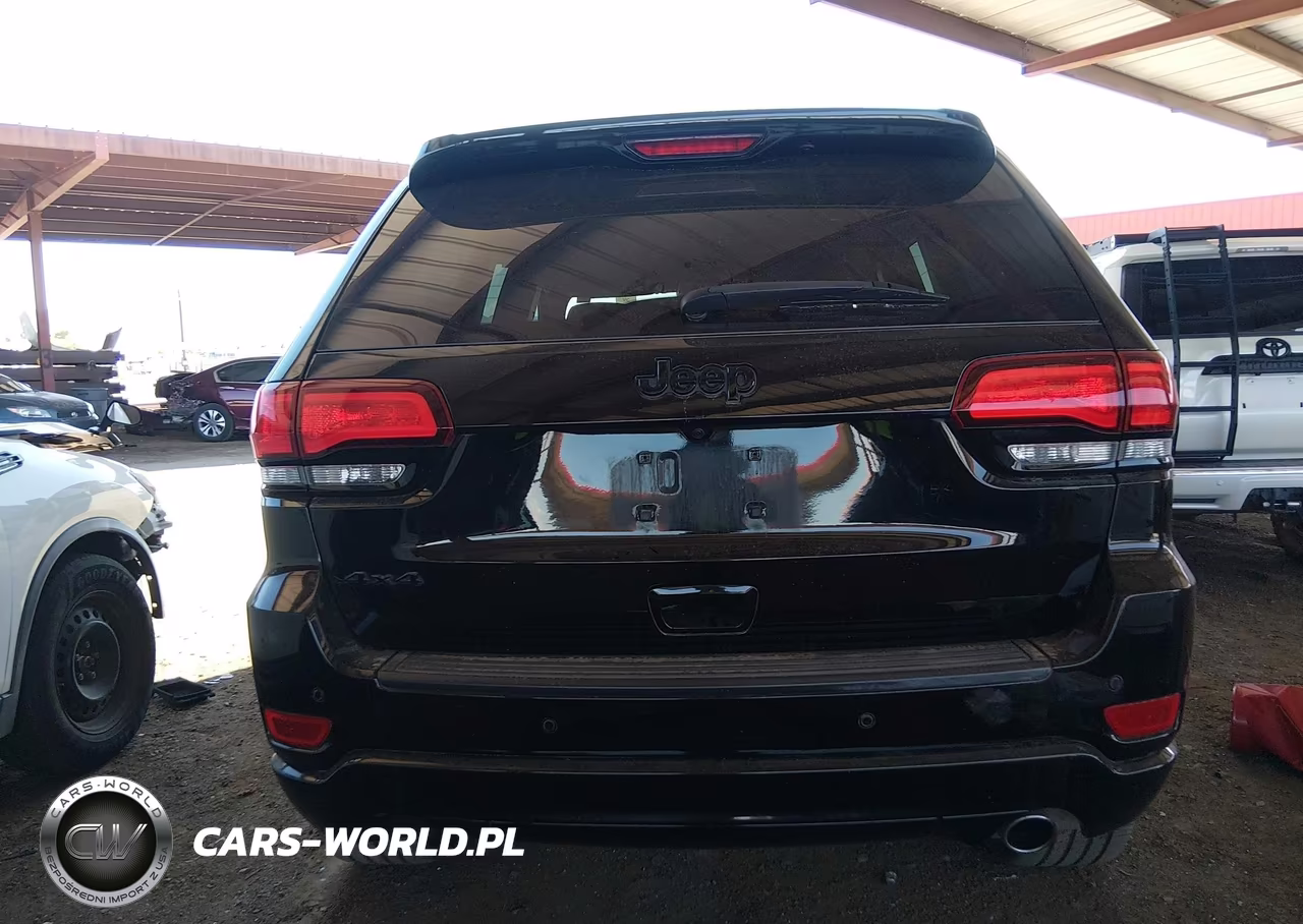 2021 Jeep Grand Cherokee Laredo X 4X4 VIN:1C4RJFAG9MC827437 - 17