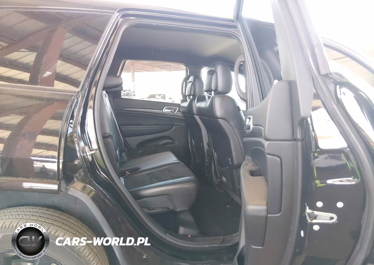 2021 Jeep Grand Cherokee Laredo X 4X4 VIN:1C4RJFAG9MC827437 - 8