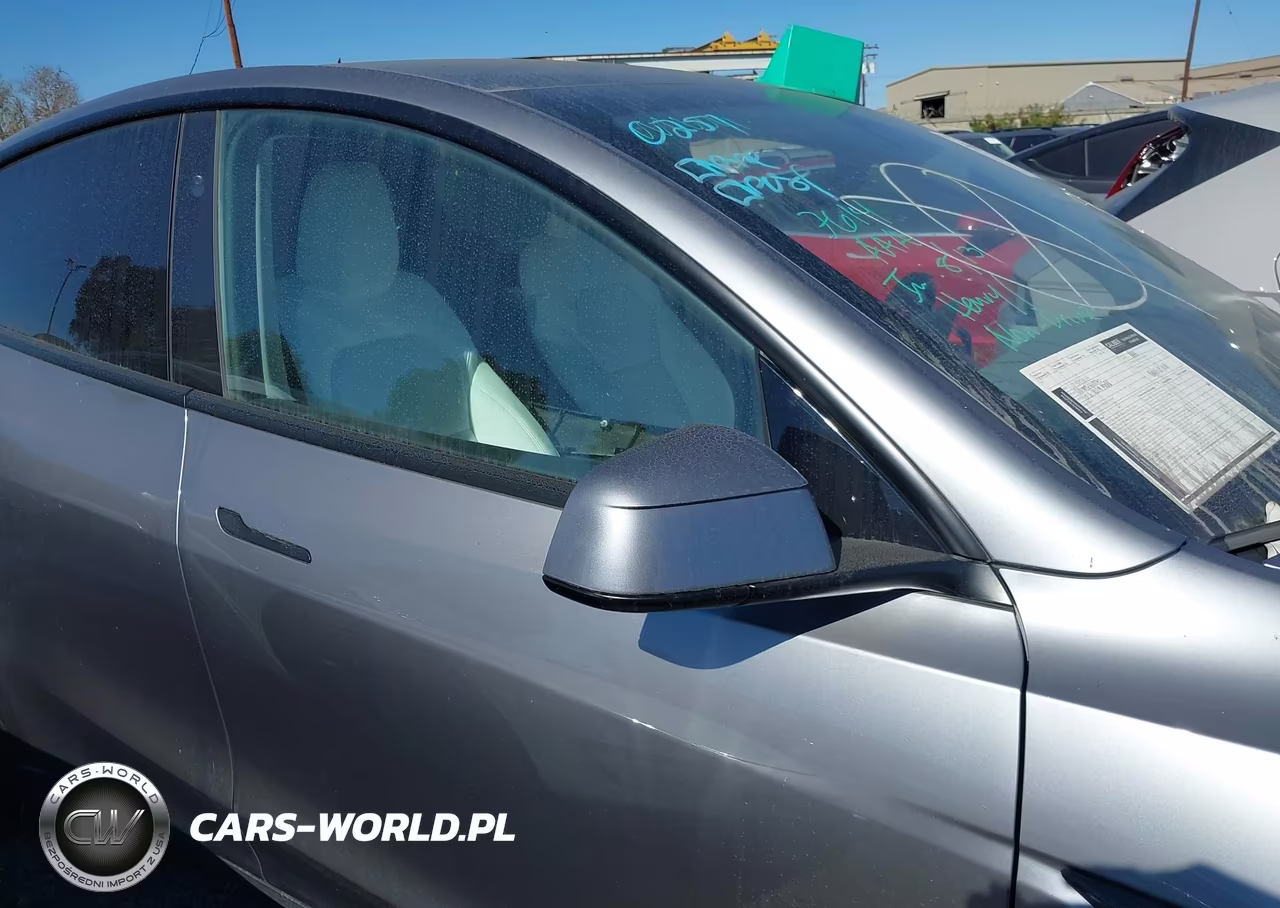 2026 Tesla Model Y All-Wheel Drive-Long Range Launch Series-Premium All-Wheel Drive VIN:7SAYGDEE7TF365472 - 13
