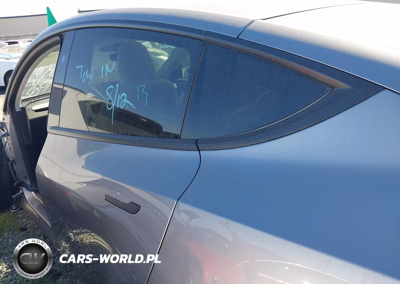 2026 Tesla Model Y All-Wheel Drive-Long Range Launch Series-Premium All-Wheel Drive VIN:7SAYGDEE7TF365472 - 14