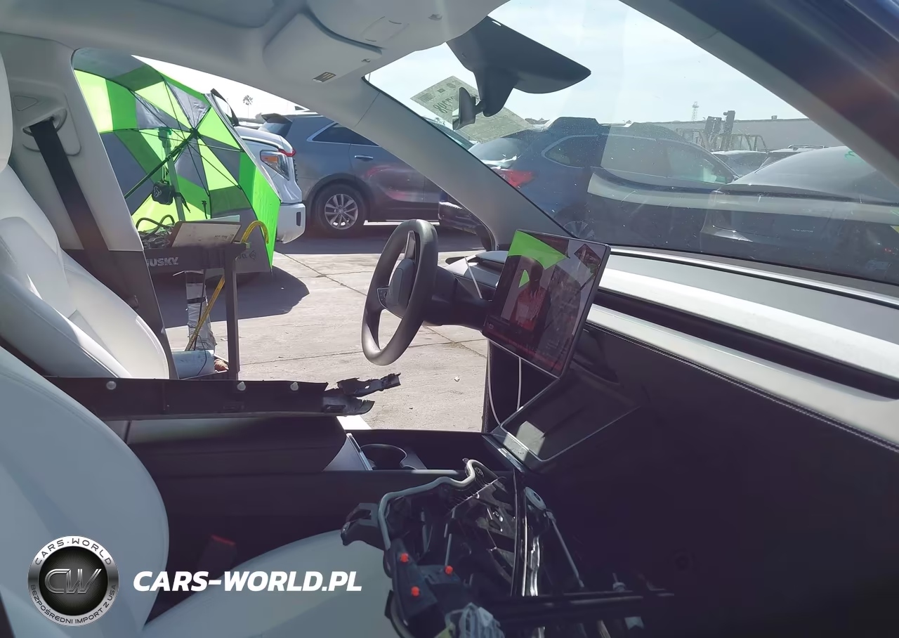 2026 Tesla Model Y All-Wheel Drive-Long Range Launch Series-Premium All-Wheel Drive VIN:7SAYGDEE7TF365472 - 5
