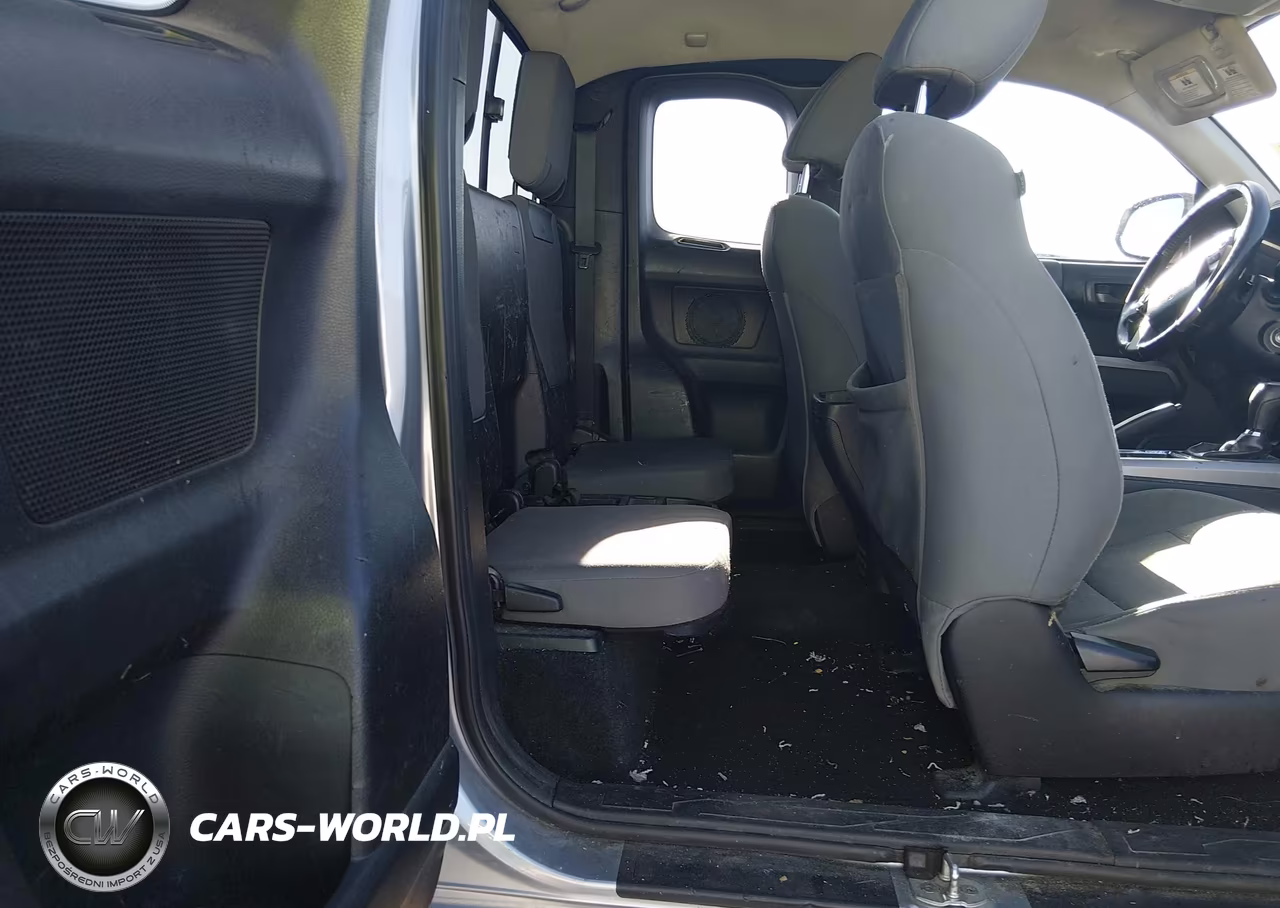 2018 Toyota Tacoma Sr5 V6 VIN:5TFSZ5AN3JX124178 - 8