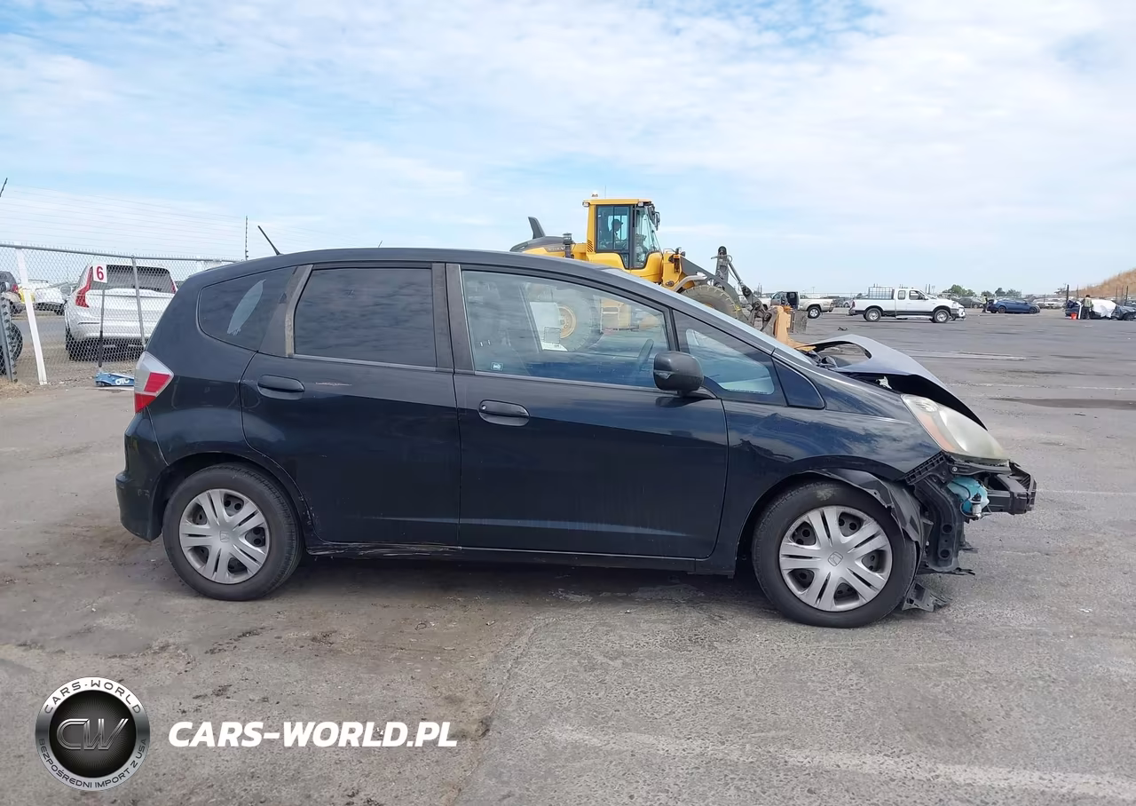 2009 Honda Fit VIN:JHMGE88249S058035 - 14