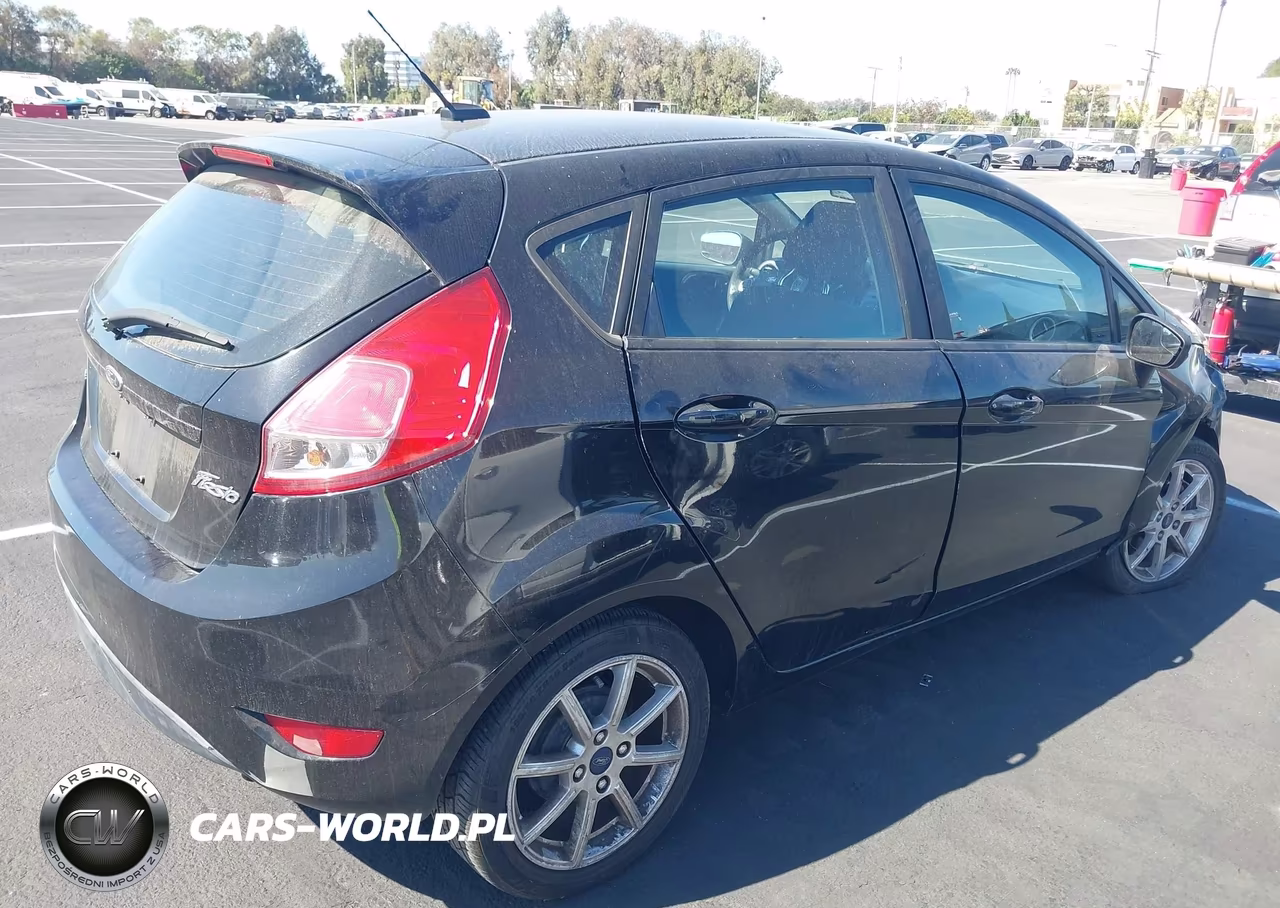 2017 Ford Fiesta Se VIN:3FADP4EJ8HM115045 - 4