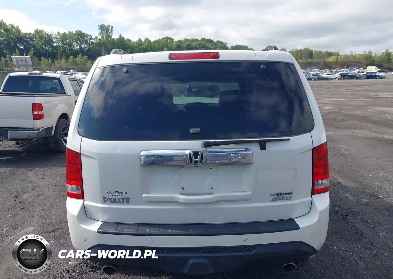 2015 Honda Pilot Touring VIN:5FNYF4H96FB011719 - 16
