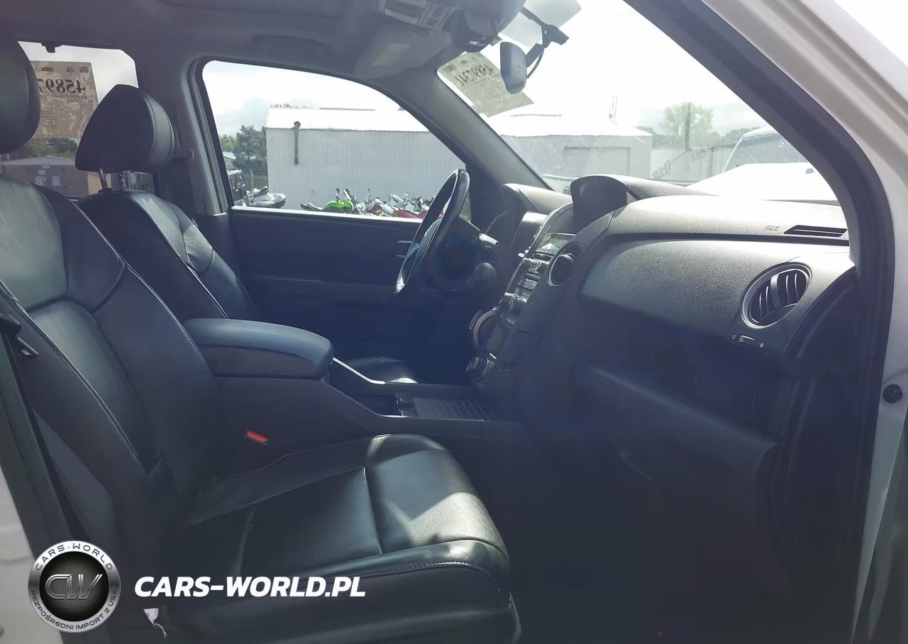 2015 Honda Pilot Touring VIN:5FNYF4H96FB011719 - 5