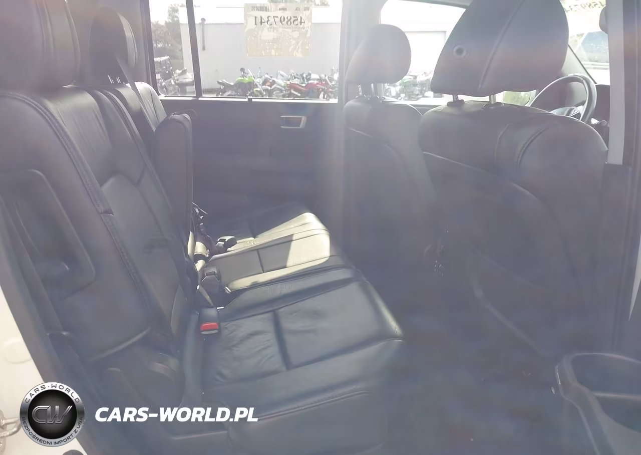 2015 Honda Pilot Touring VIN:5FNYF4H96FB011719 - 8