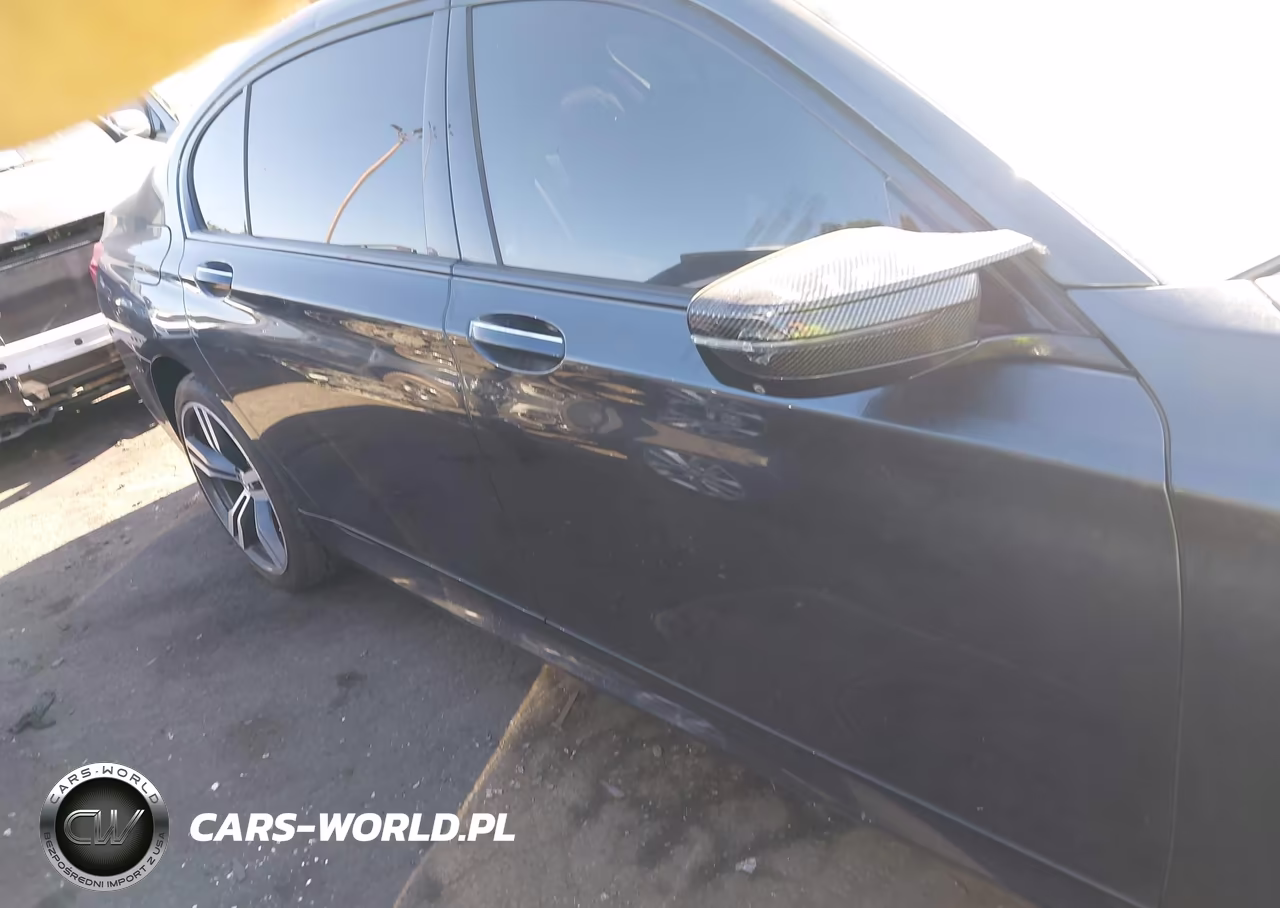 2018 BMW 740I VIN:WBA7E2C57JG743196 - 14