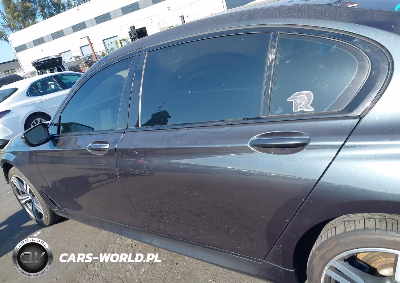 2018 BMW 740I VIN:WBA7E2C57JG743196 - 15
