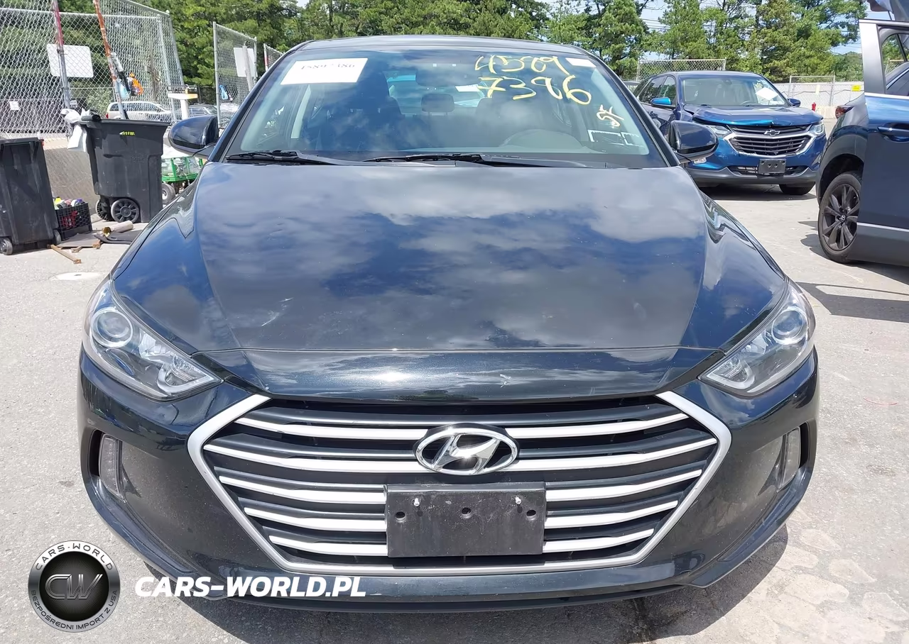 2018 Hyundai Elantra Value Edition VIN:5NPD84LF1JH398714 - 12