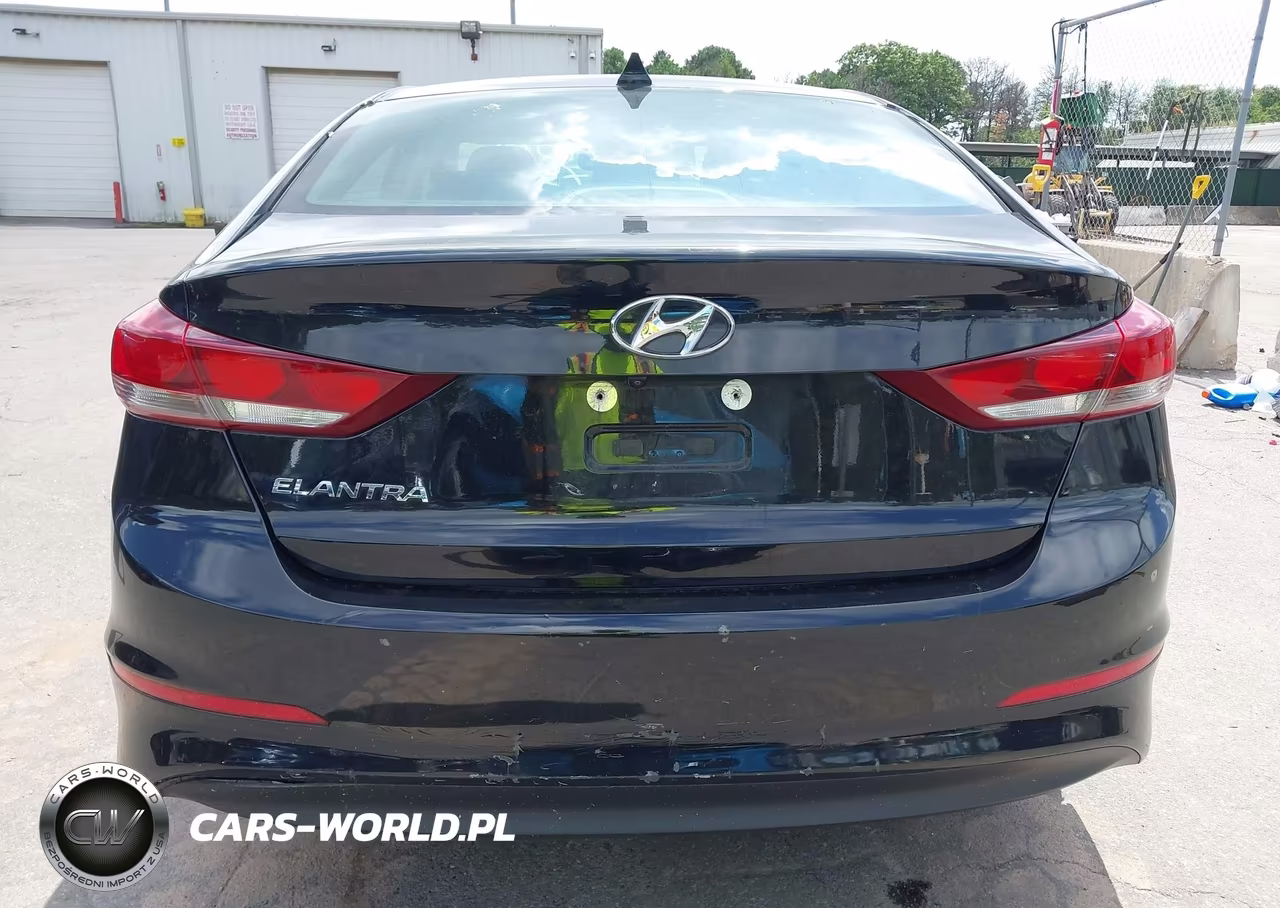 2018 Hyundai Elantra Value Edition VIN:5NPD84LF1JH398714 - 16