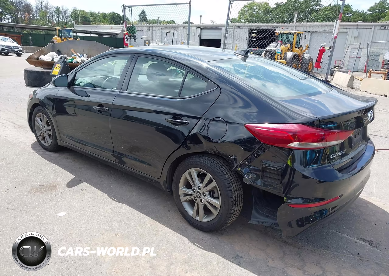 2018 Hyundai Elantra Value Edition VIN:5NPD84LF1JH398714 - 3