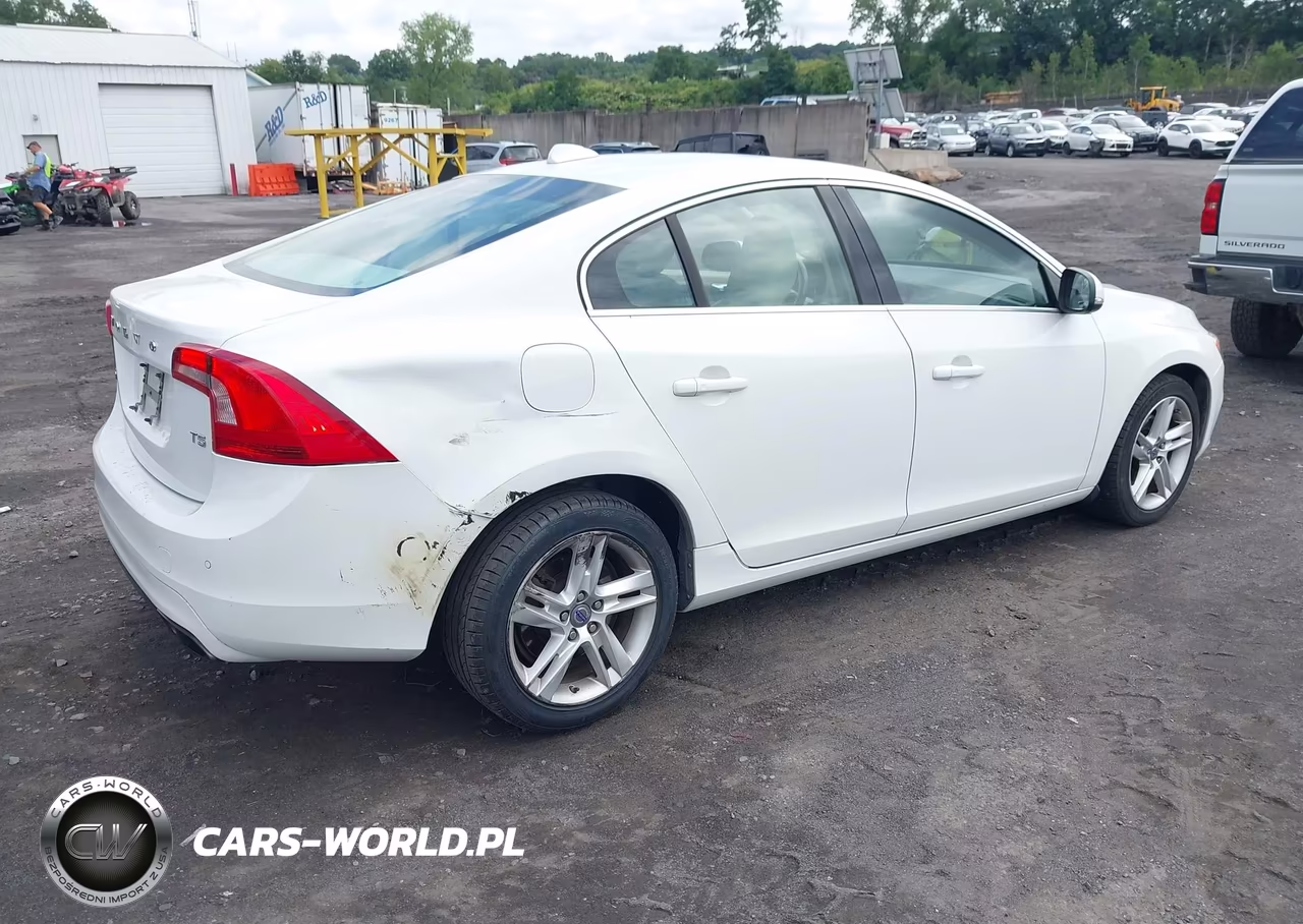2015 Volvo S60 T5 Premier VIN:YV126MFK2F1343106 - 4