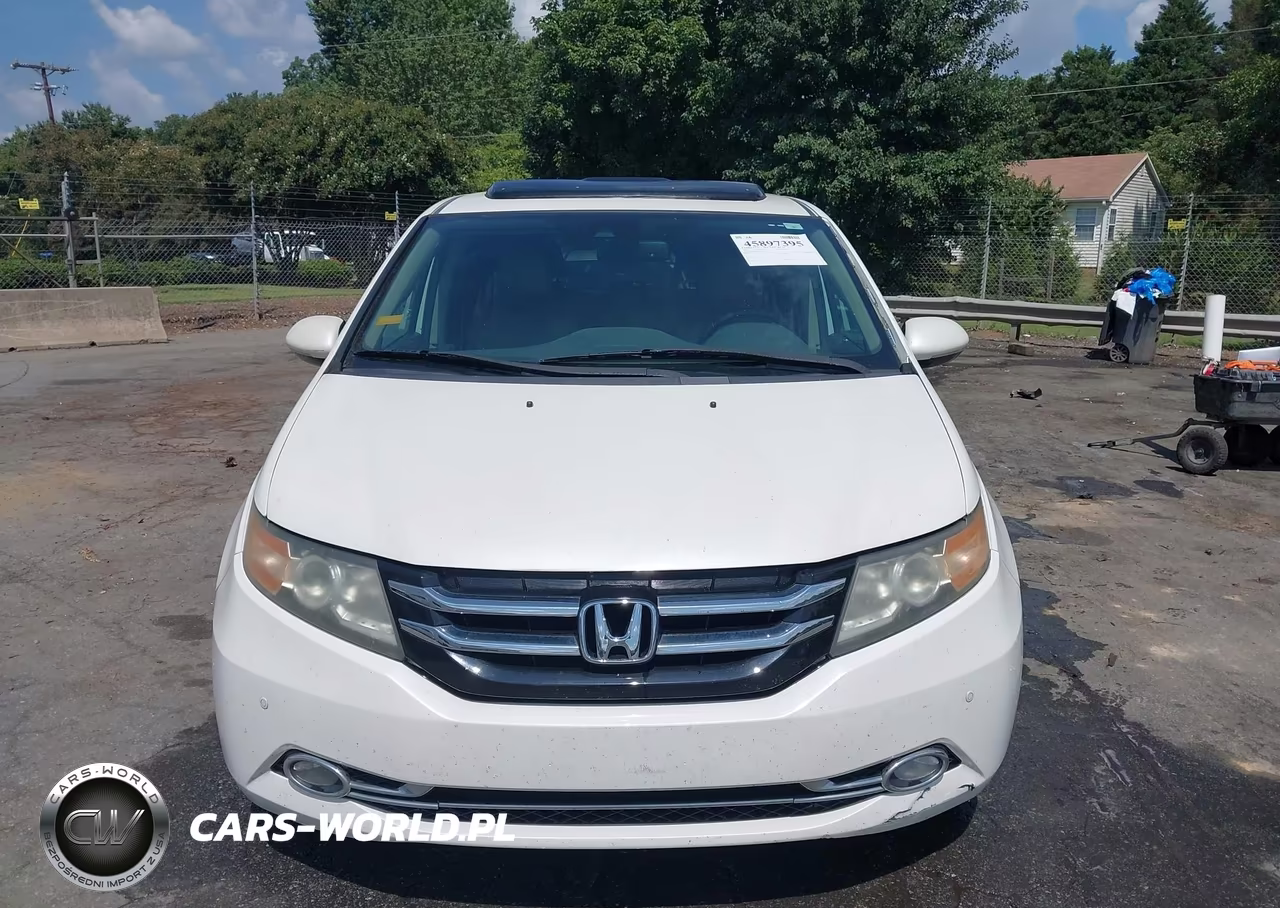 2015 Honda Odyssey Touring-Touring Elite VIN:5FNRL5H95FB049137 - 12