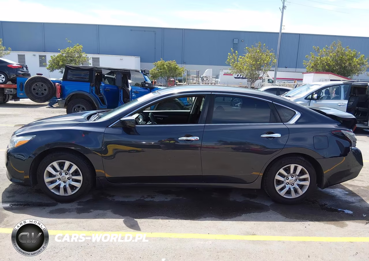 2018 Nissan Altima 2.5 S VIN:1N4AL3AP9JC297722 - 14