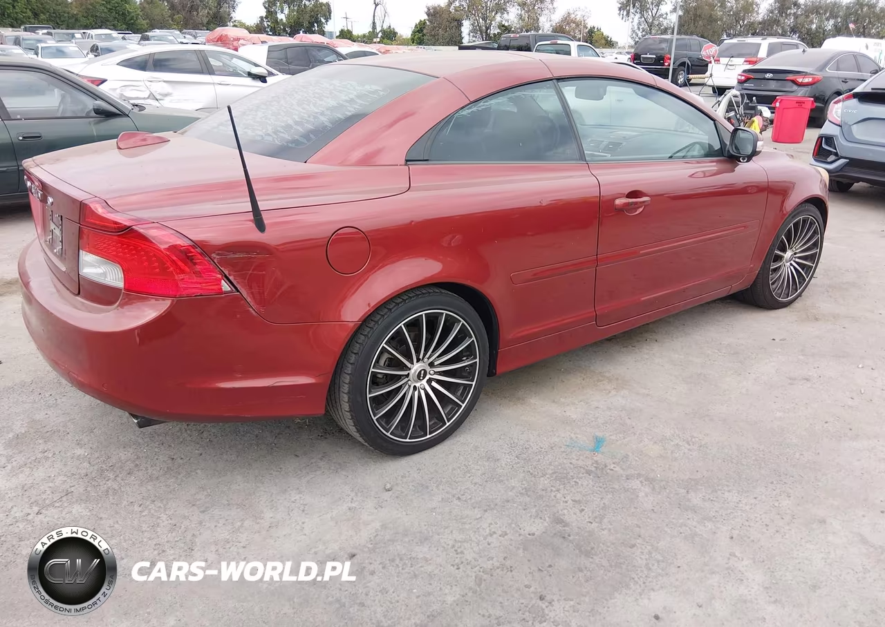 2011 Volvo C70 T5 (Retail Only) VIN:YV1672MC2BJ116250 - 4