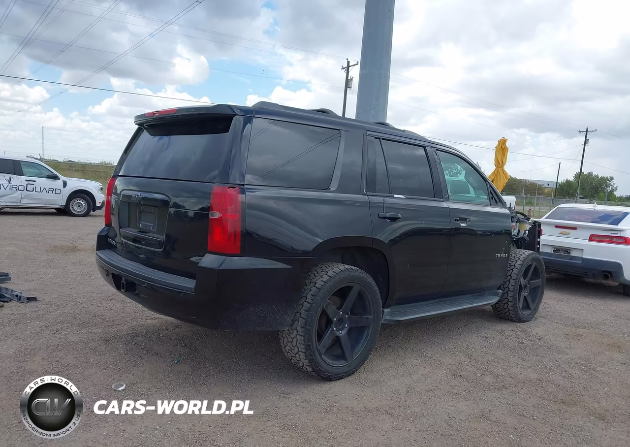 2017 Chevrolet Tahoe Ls VIN:1GNSCAKC1HR330130 - 4